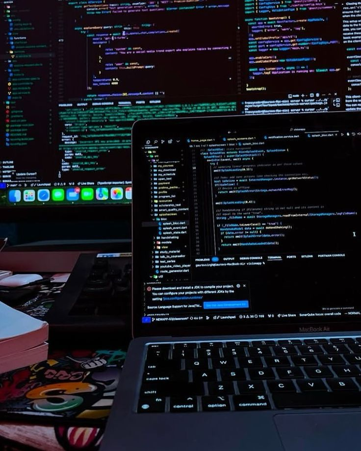 DevLearning Center là học viện đào tạo developer hướng tới kỹ năng thực chiến, giúp người mới, sinh viên và lập trình viên đi làm nâng cấp năng lực nghề nghiệp